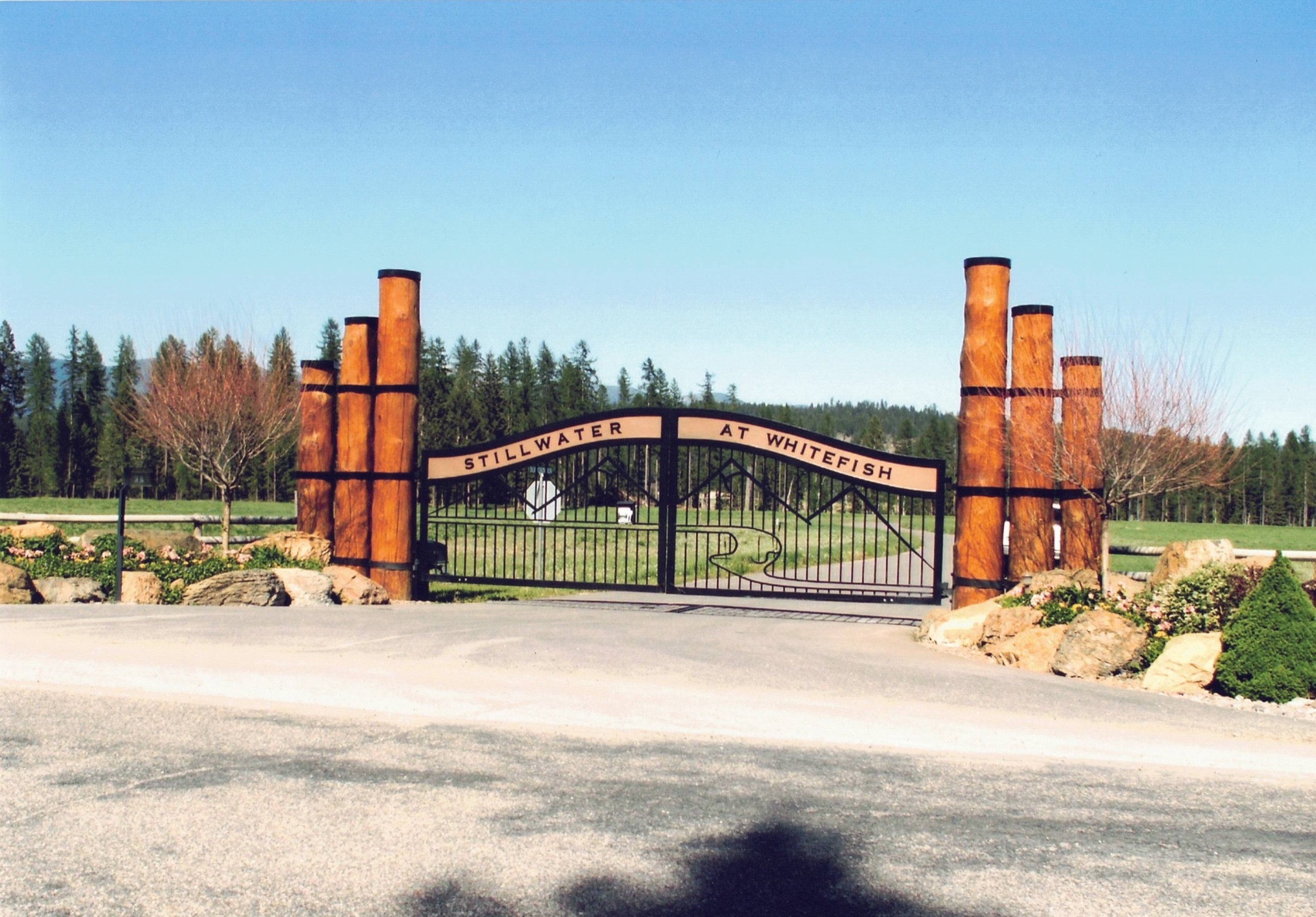 Custom ranch entrance gate installed by State 28 Gates